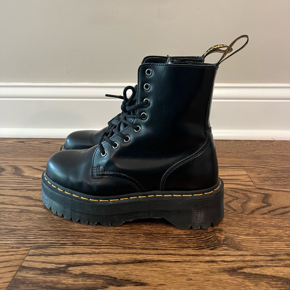 Dr. Marten’s Jadon 8-Eye Boot in Black